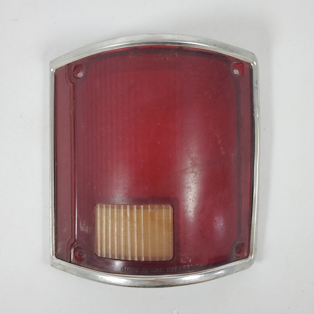 Chevrolet Chevy GMC Truck Blazer R H Taillight Lens 1973 1974 1975 1976 1977 -87